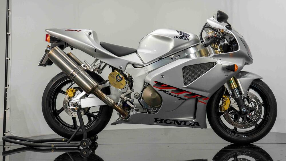 Honda VTR 1000 SP1 (6)