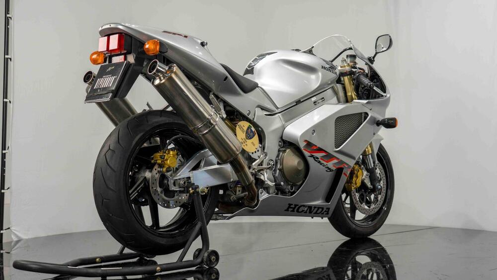 Honda VTR 1000 SP1 (7)