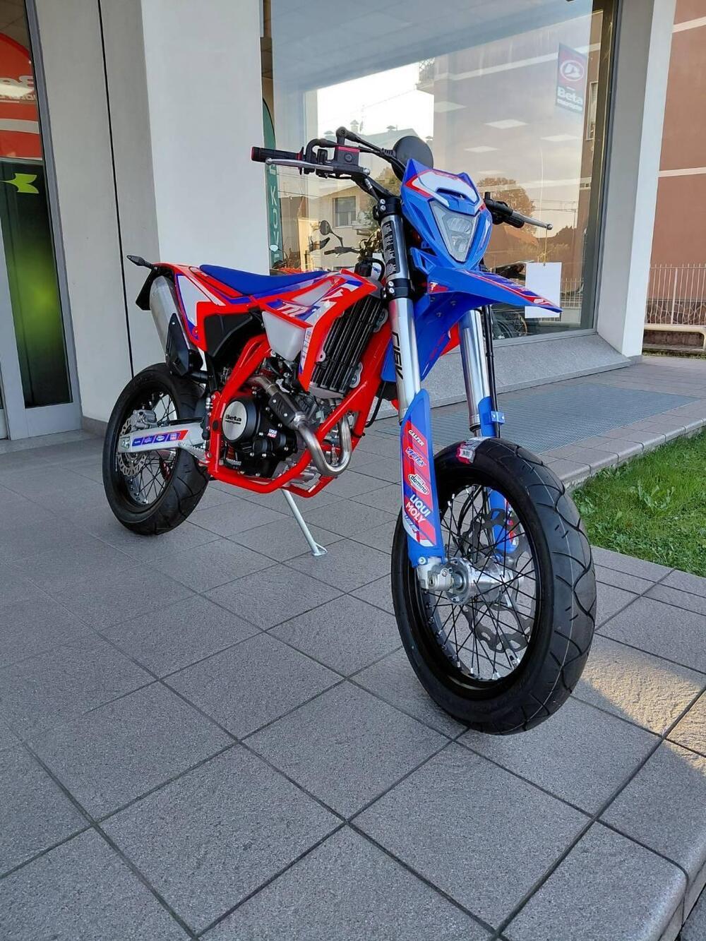 Betamotor RR 125 4T Motard R (2025 - 26) (2)