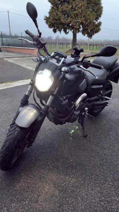 Yamaha MT-03 (2006 - 14) usata