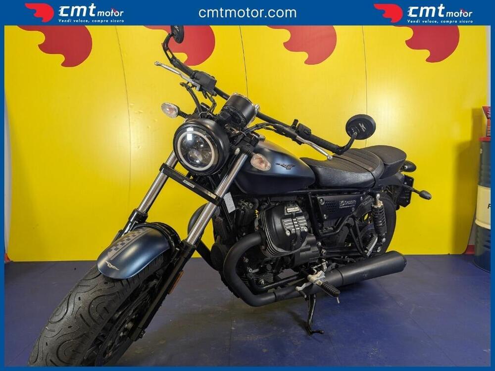 Moto Guzzi V9 Bobber (2018 - 20) (2)