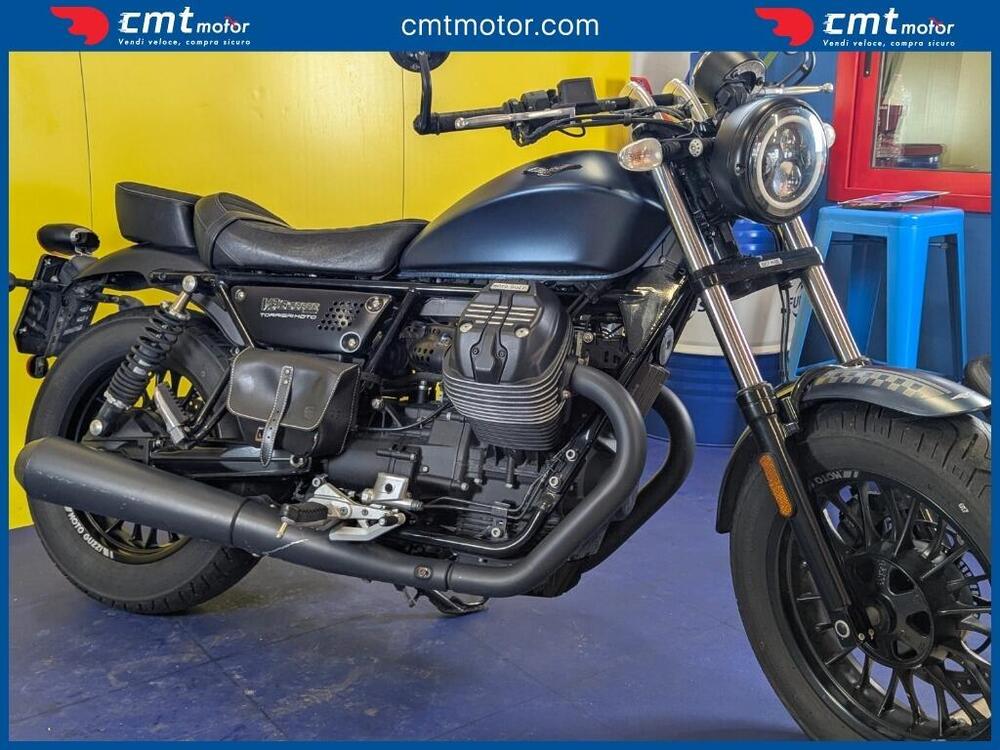 Moto Guzzi V9 Bobber (2018 - 20) (8)