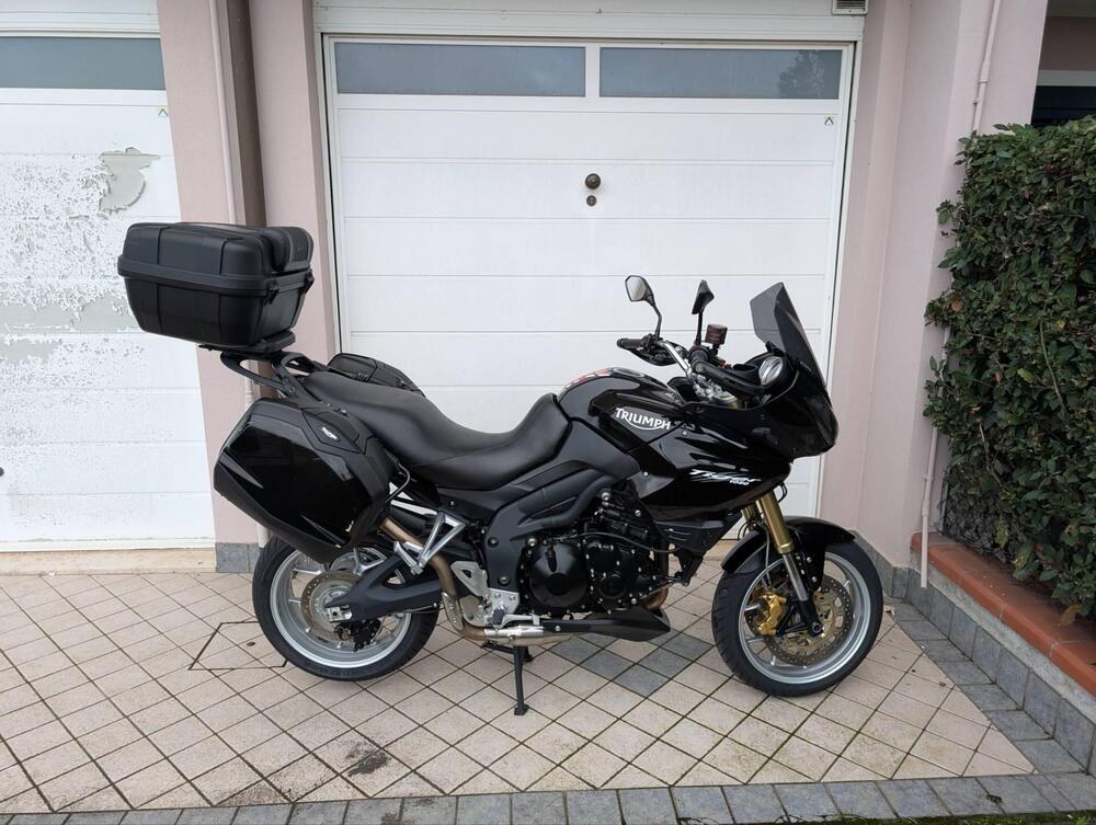 Triumph Tiger 1050 SE ABS (2006 - 13) (2)