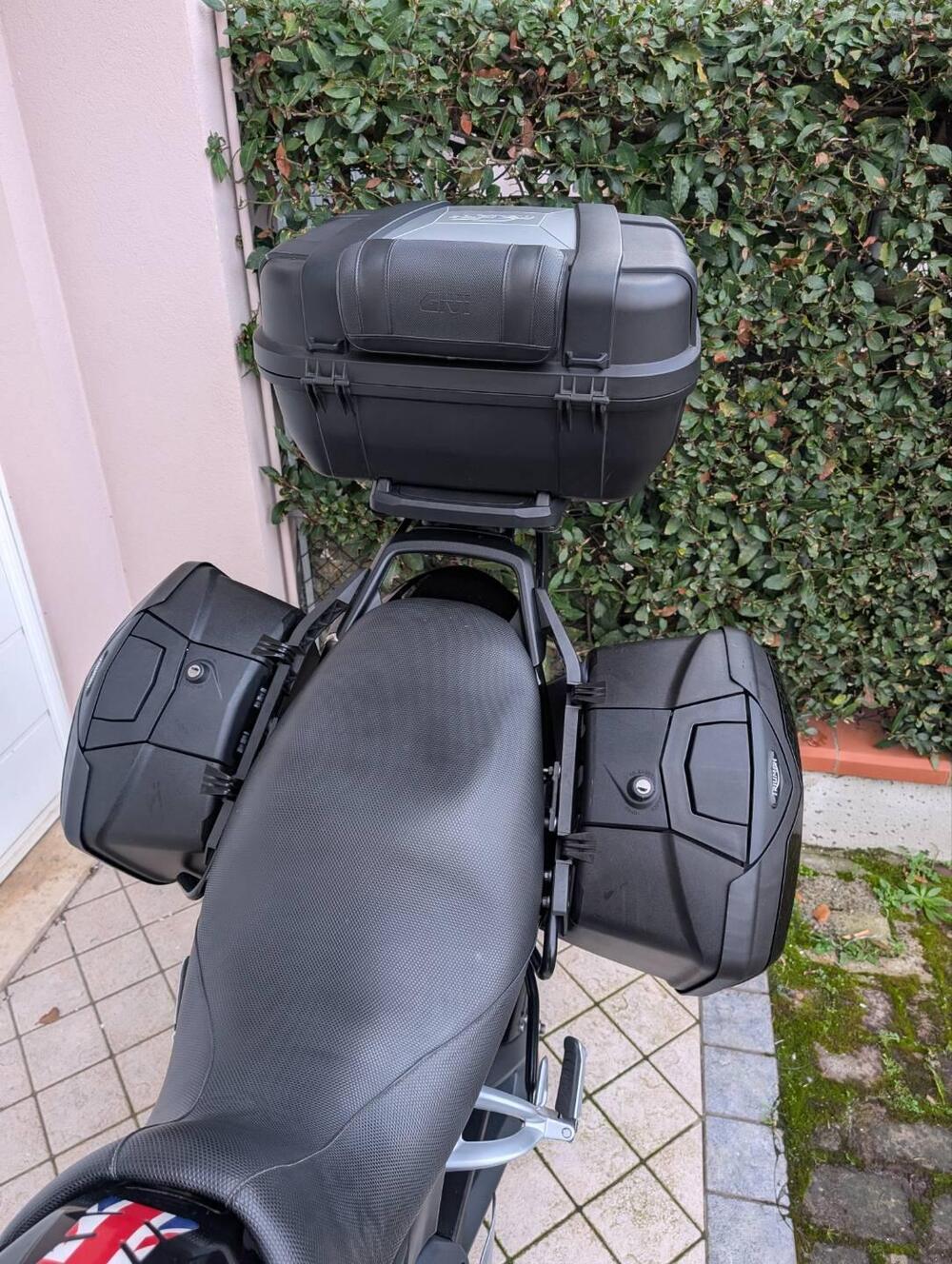 Triumph Tiger 1050 SE ABS (2006 - 13) (15)