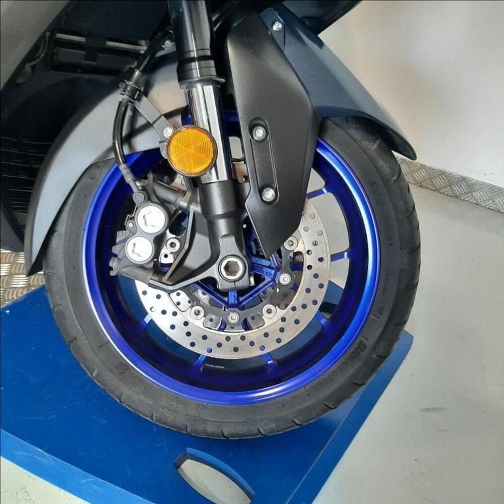 Yamaha T-Max 560 (2022 - 24) (3)