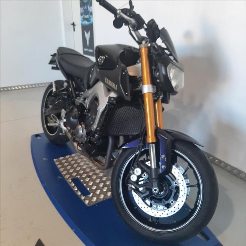 Yamaha MT-09 (2013 - 15) (2)