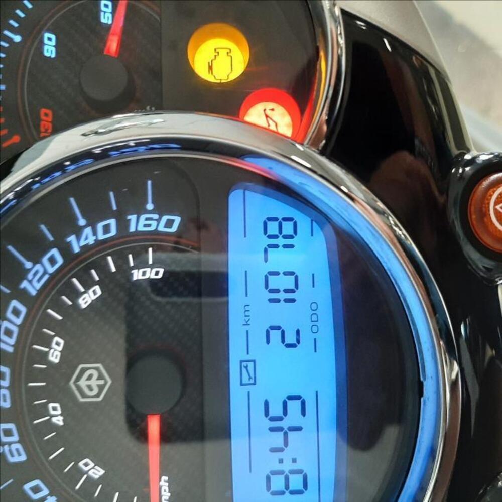 Piaggio Beverly 350 Police ABS-ASR (2018 - 20) (11)