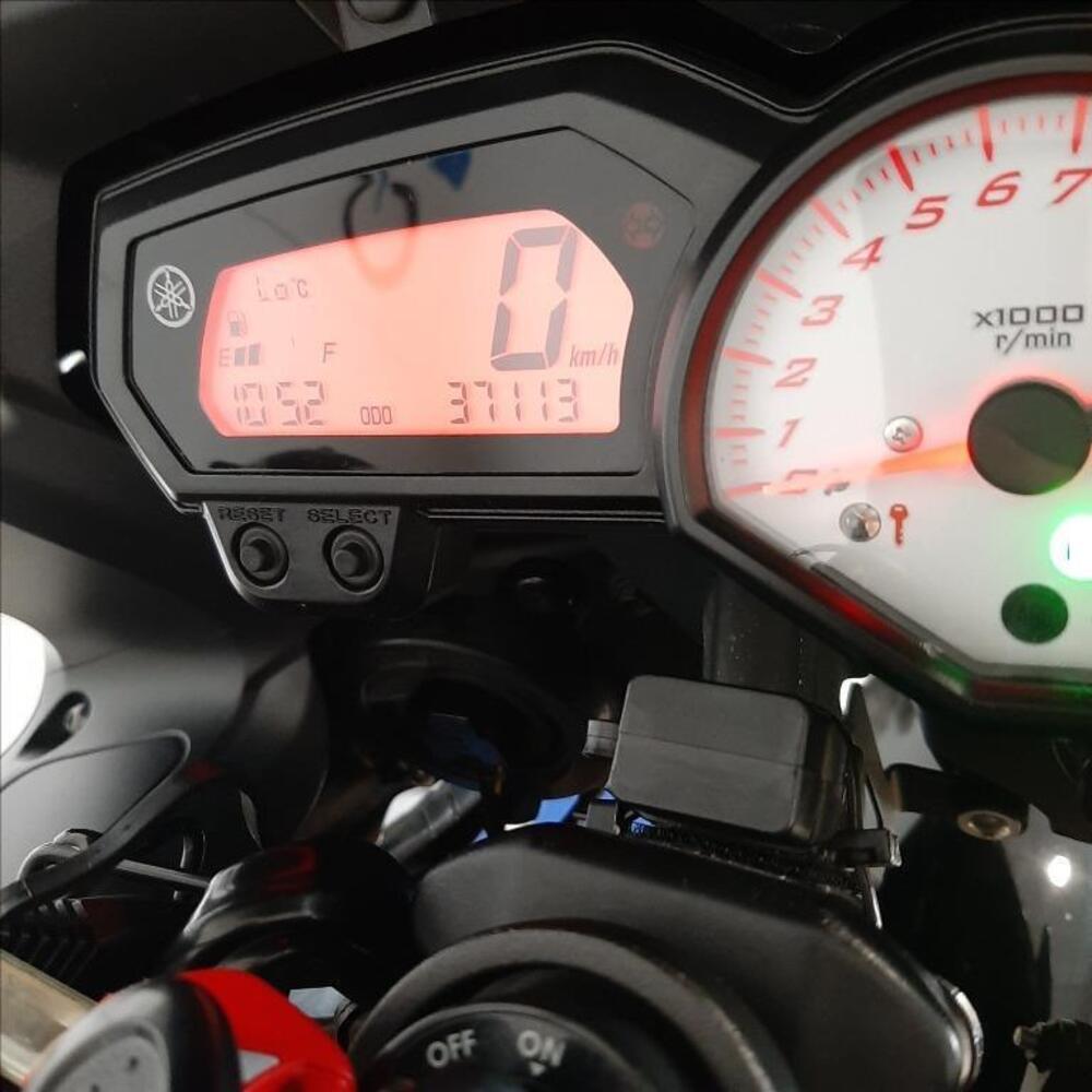 Yamaha FZ8 ABS (2010 - 13) (12)