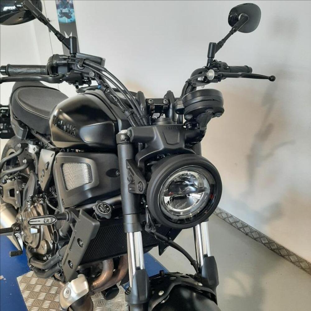 Yamaha XSR 700 (2022 - 26) (4)