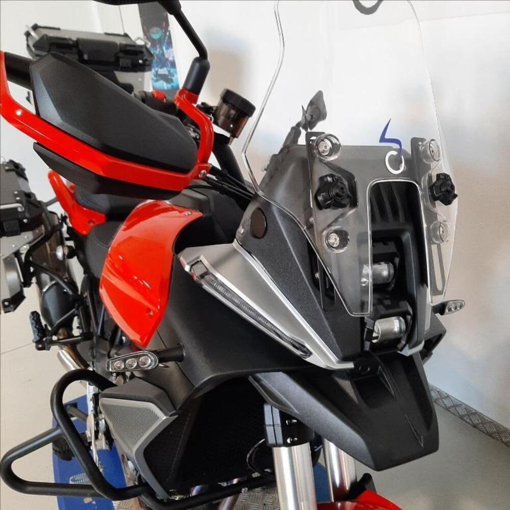 QJ Motor SRT 700 X (2024 - 25) (4)