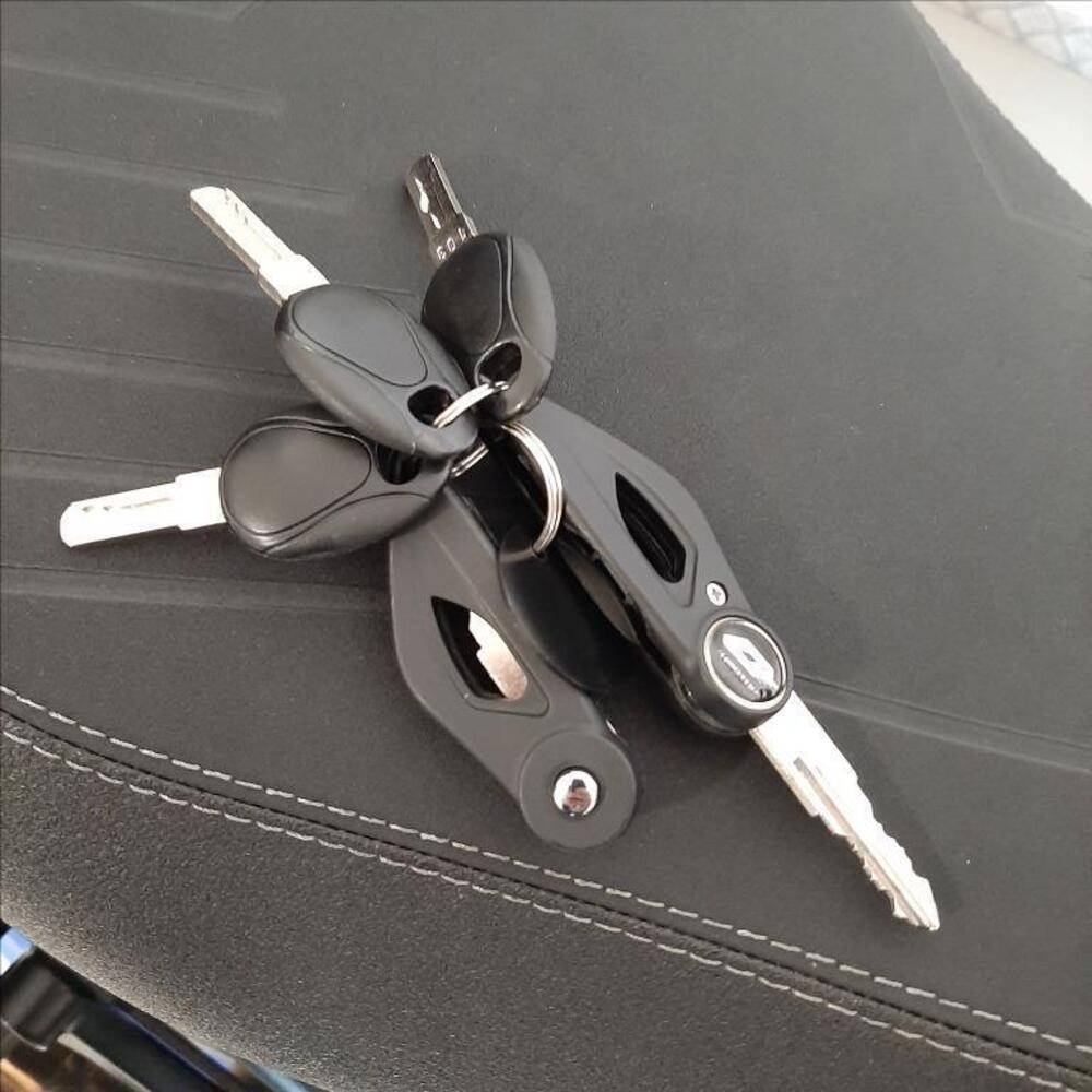 QJ Motor SRT 700 X (2024 - 25) (16)