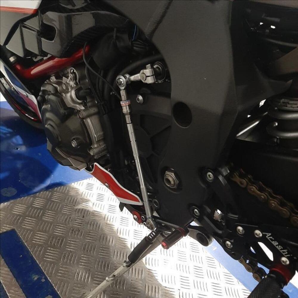 Yamaha YZF R1 (2015 - 16) (14)