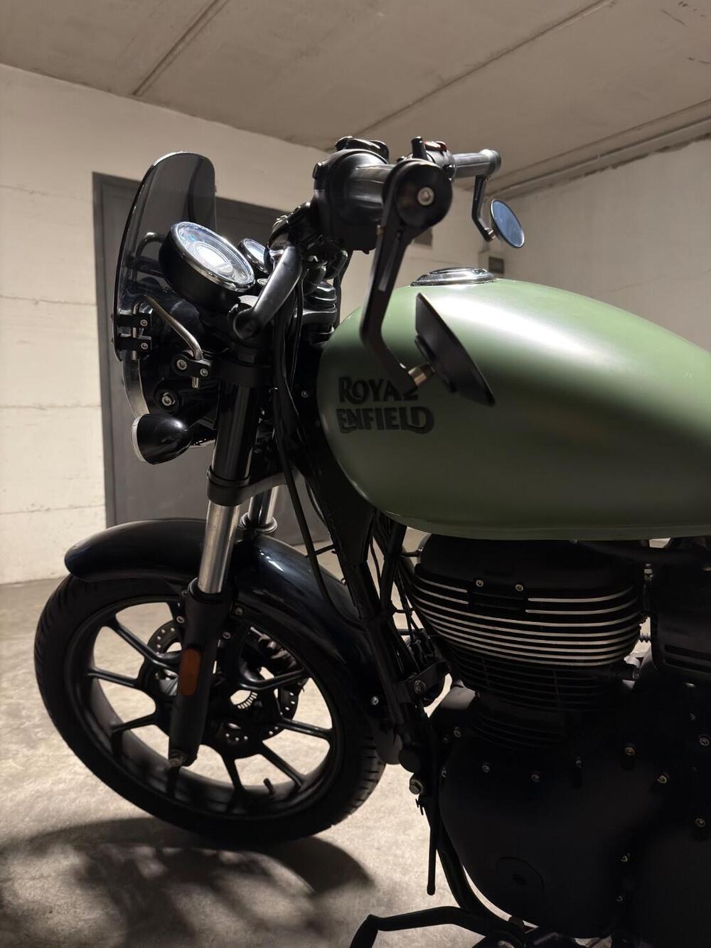 Royal Enfield Meteor 350 (2021 - 26) (11)