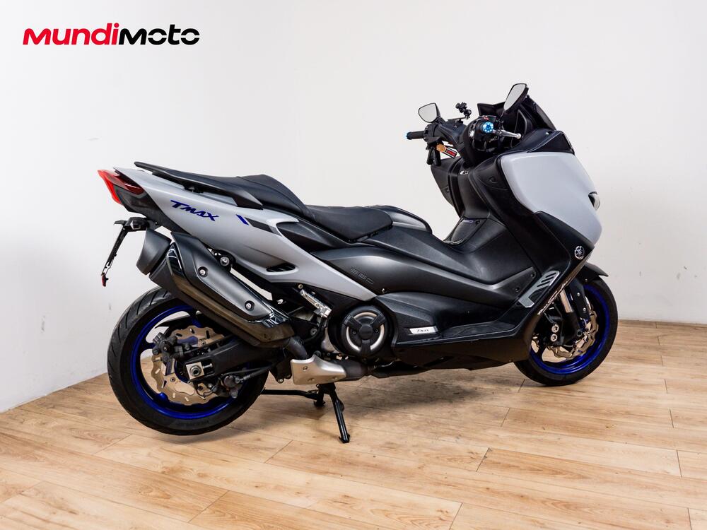 Yamaha T-Max 560 (2020 - 21) (3)