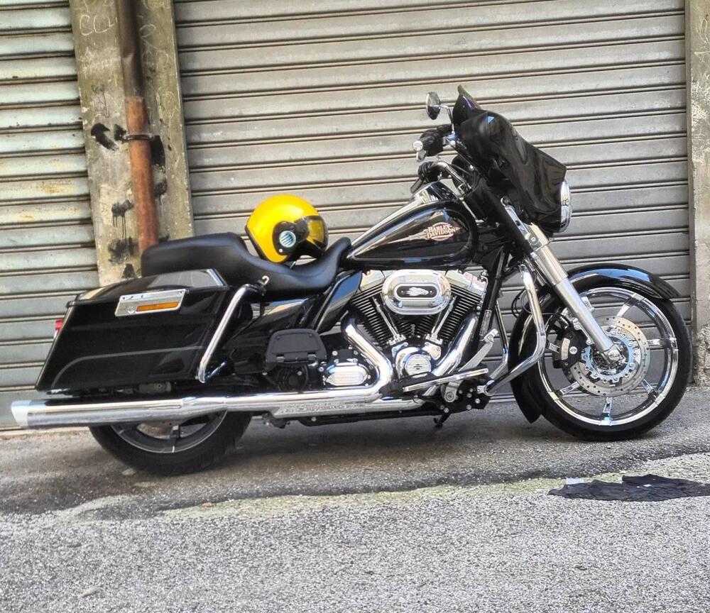Harley-Davidson 1690 Electra Glide Classic (2010 - 12) - FLHTC