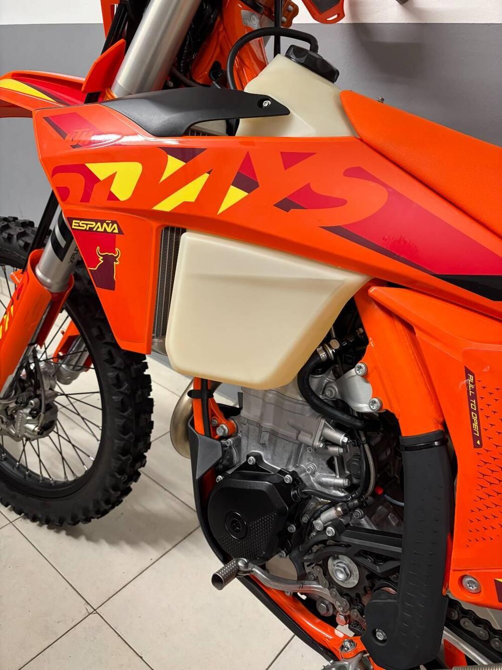 KTM 500 EXC-F Six Days (2025) (2)