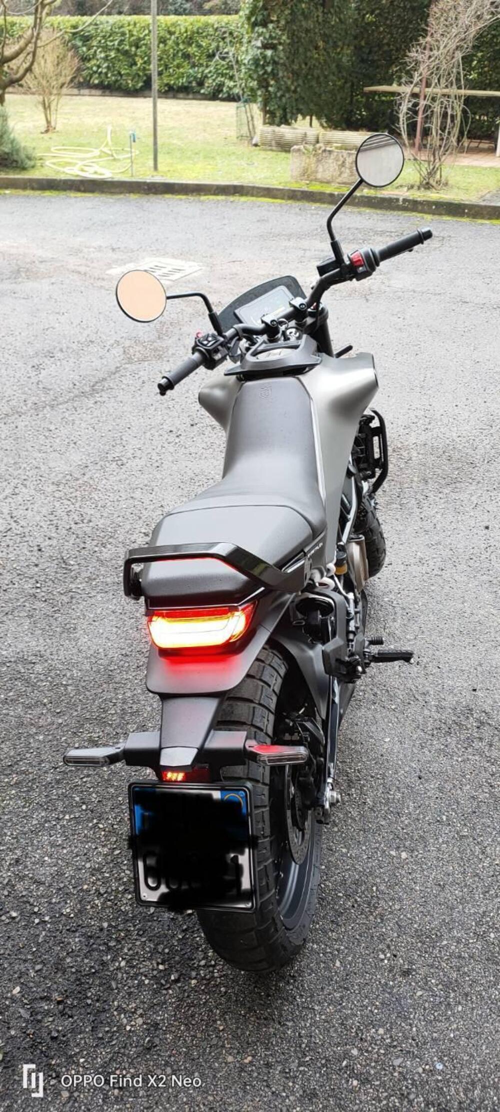 Husqvarna Svartpilen 401 (2024 - 26) (3)