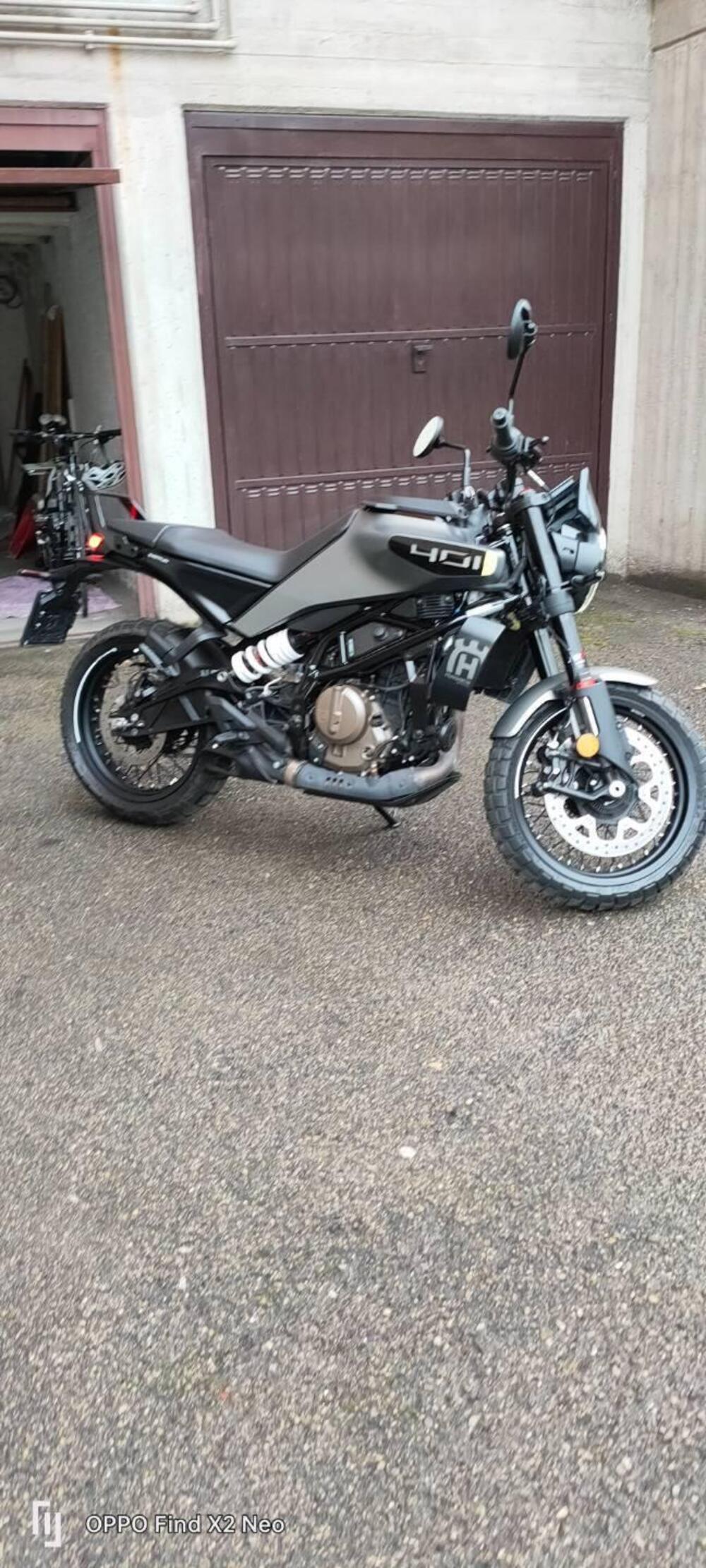 Husqvarna Svartpilen 401 (2024 - 26) (2)