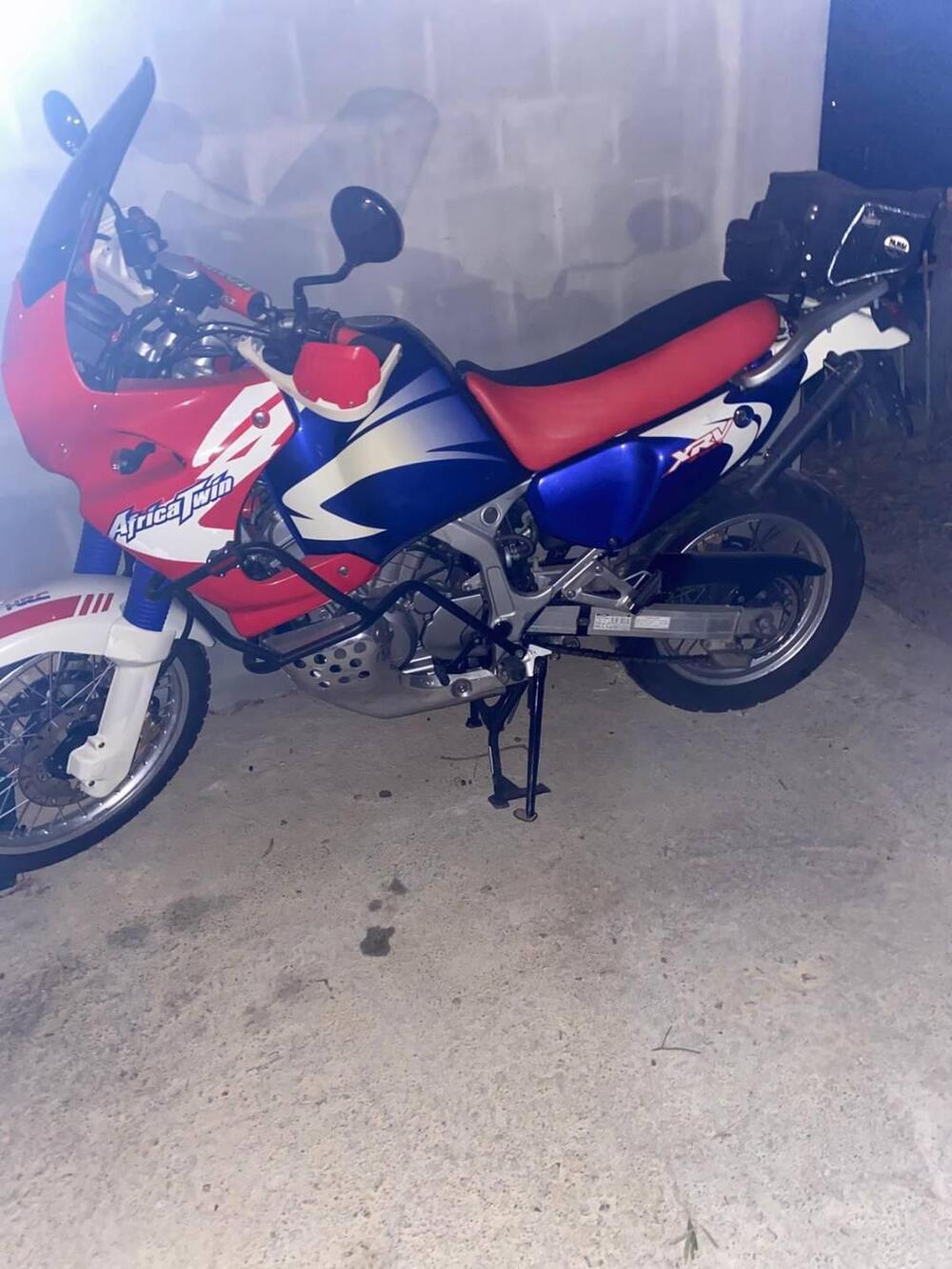 Honda Africa Twin XRV 750 (1996 - 02) (3)