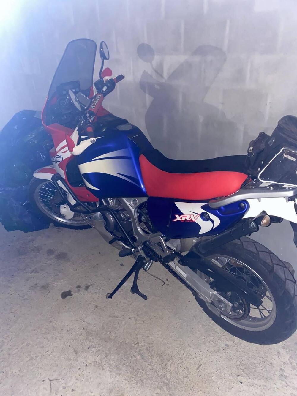 Honda Africa Twin XRV 750 (1996 - 02) (5)