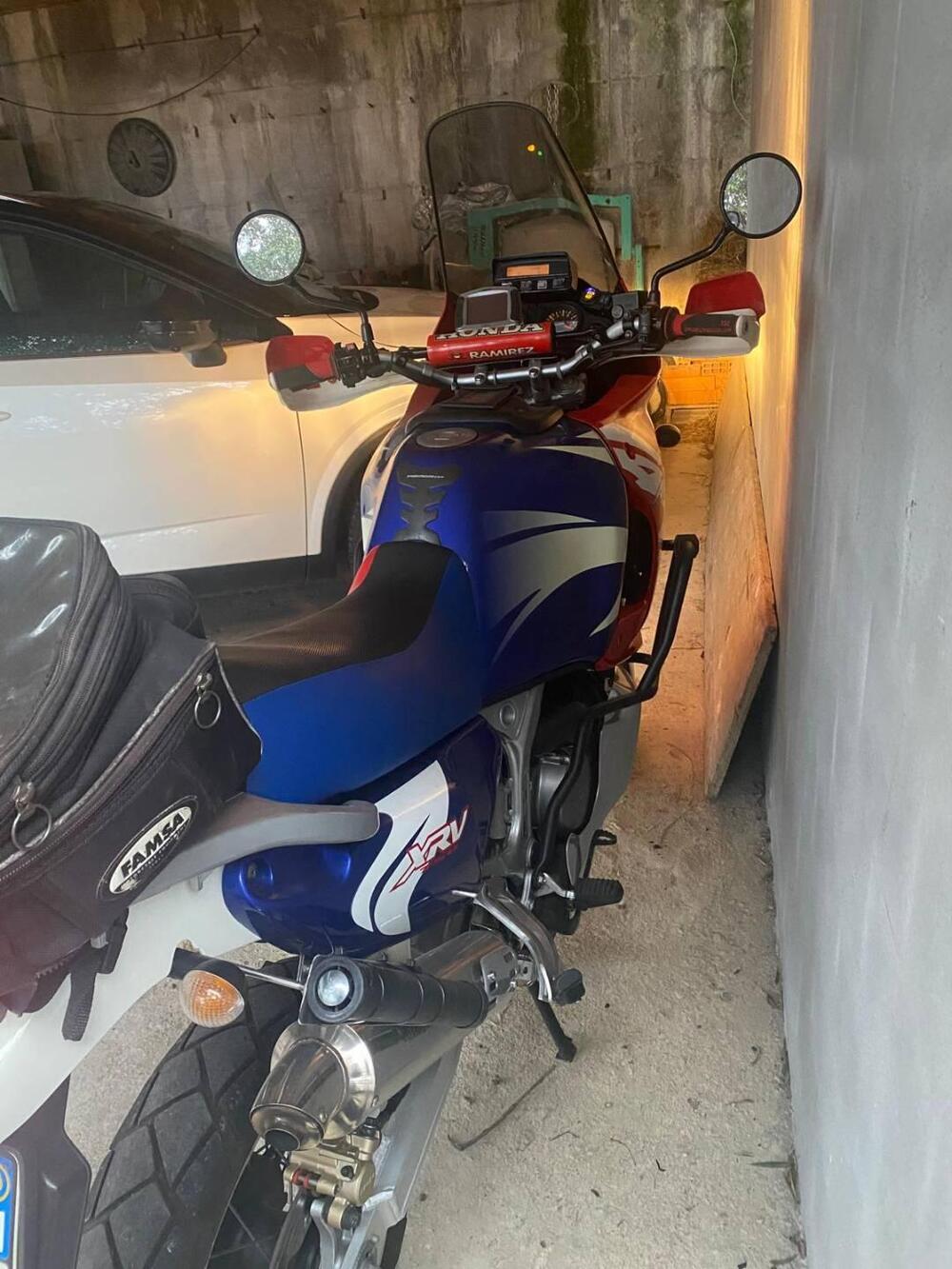 Honda Africa Twin XRV 750 (1996 - 02) (6)