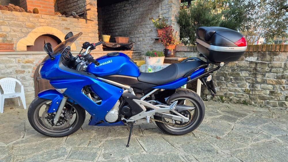 Kawasaki ER-6F (2006 - 08) (2)