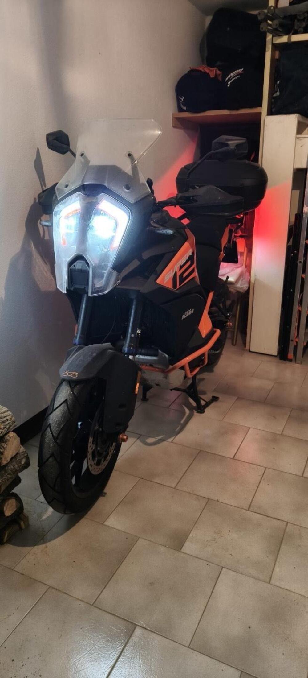 KTM 1290 Super Adventure S (2022 - 25) (3)