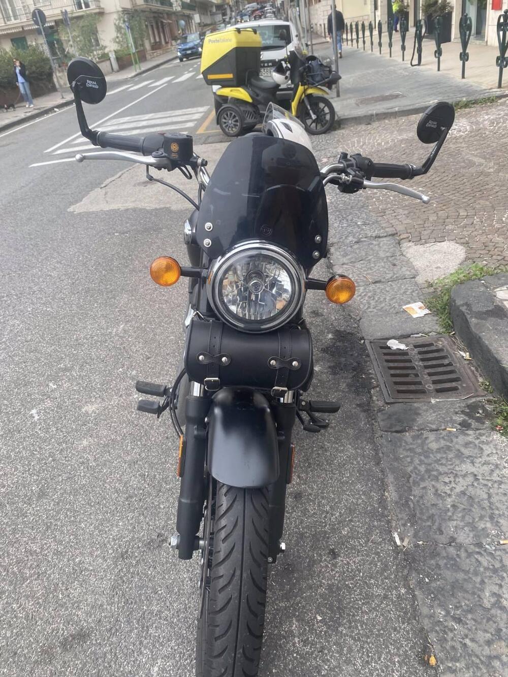 Royal Enfield Meteor 350 (2021 - 26) (3)