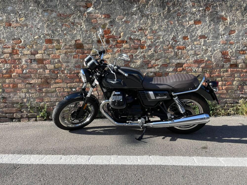 Moto Guzzi V7 III Special (2017 - 20)