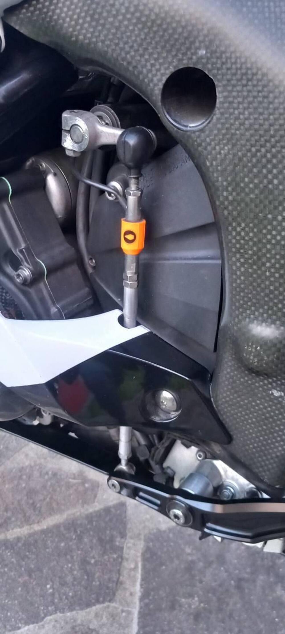 Yamaha YZF R6 (2008 - 09) (14)