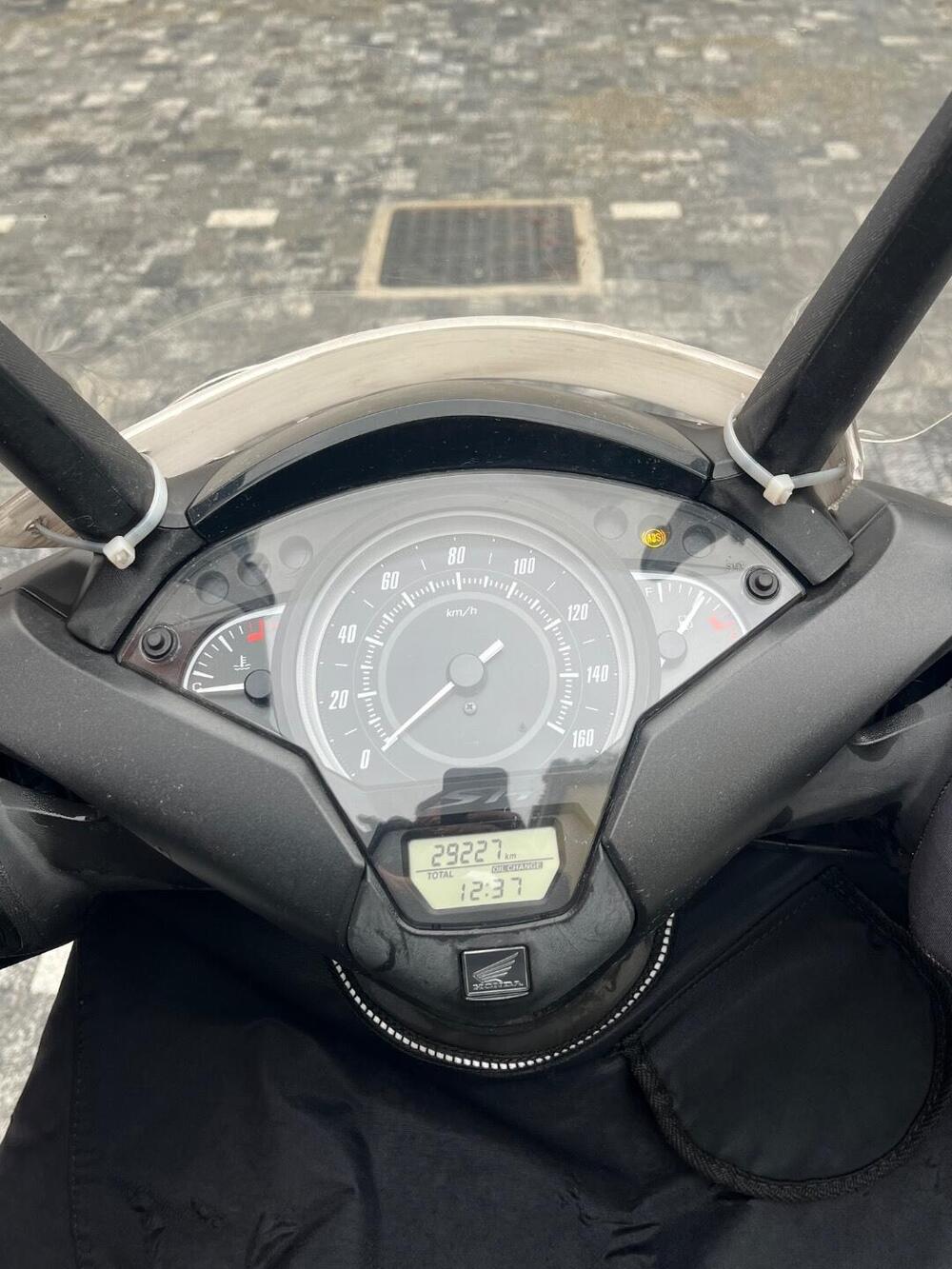 Honda SH 150 i (2017 - 19) (4)