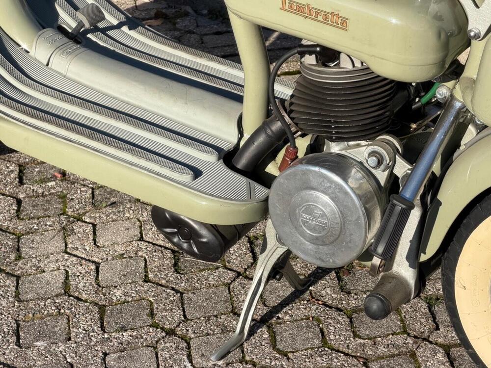 Innocenti LAMBRETTA 125D (5)