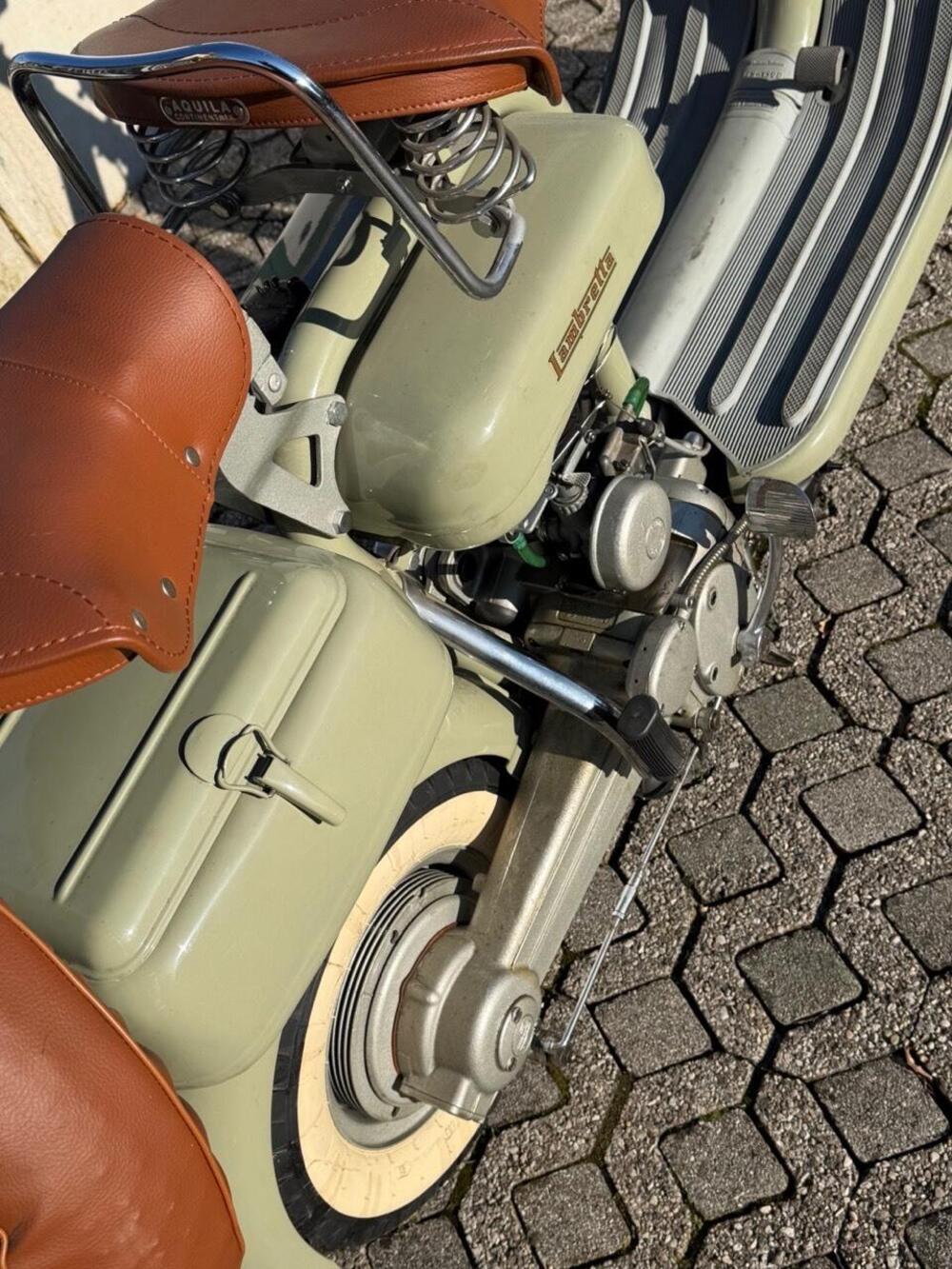 Innocenti LAMBRETTA 125D (13)