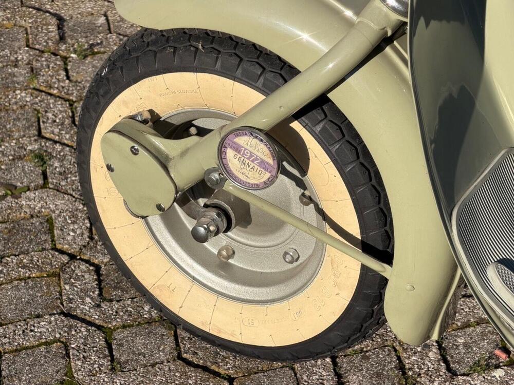 Innocenti LAMBRETTA 125D (16)