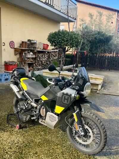 Husqvarna Norden 901 (2022 - 26) usata