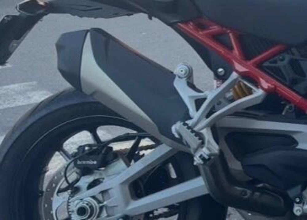 TERMINALE ORIGINALE DUCATI MTS V4 (2)