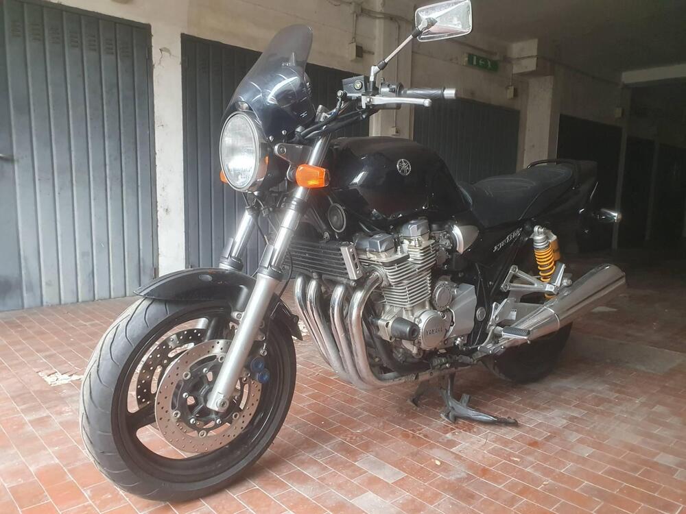 Yamaha XJR 1300 (2002 - 06) (2)