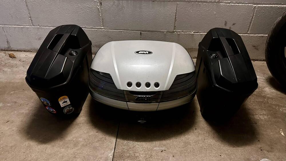 Bmw F 800 R (2015 - 16) (7)