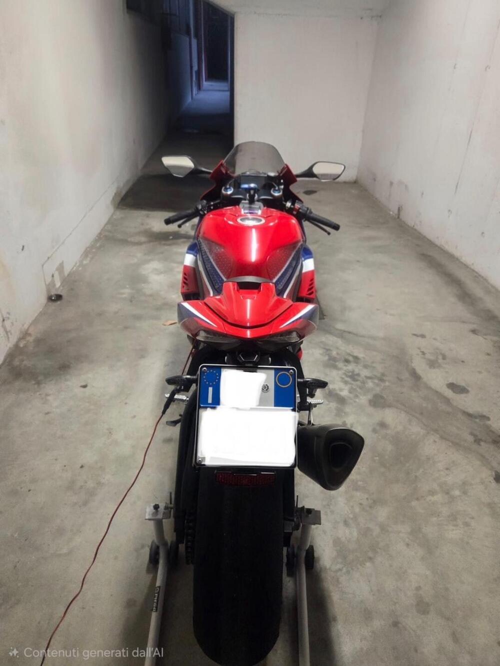 Honda CBR 1000 RR-R Fireblade SP (2022 - 23) (3)