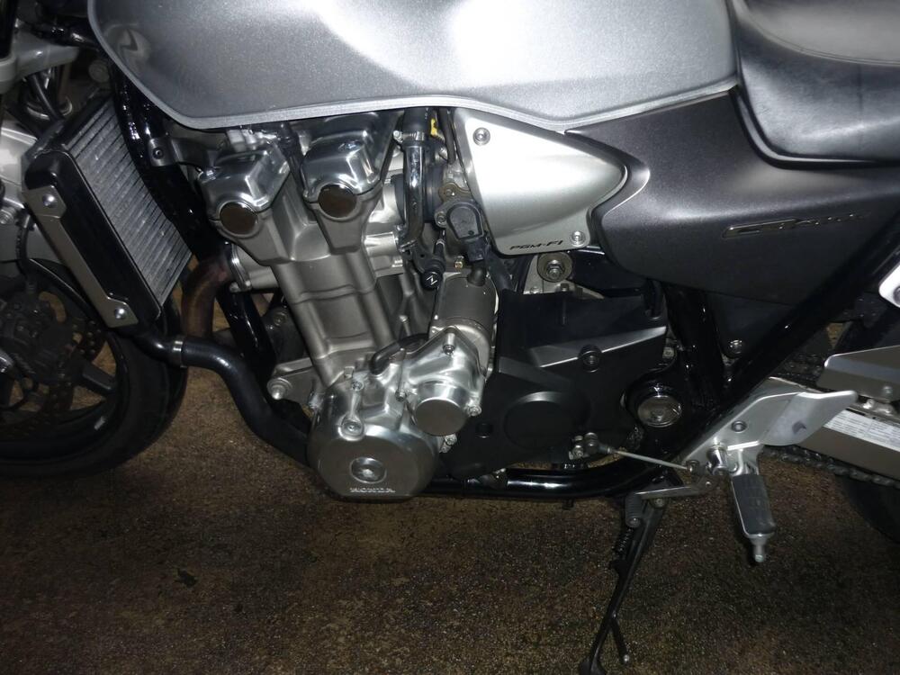 Honda CB 1300 (2003 - 06) (4)