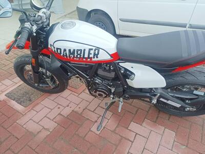 Ducati Scrambler 800 Urban Motard (2022) usata
