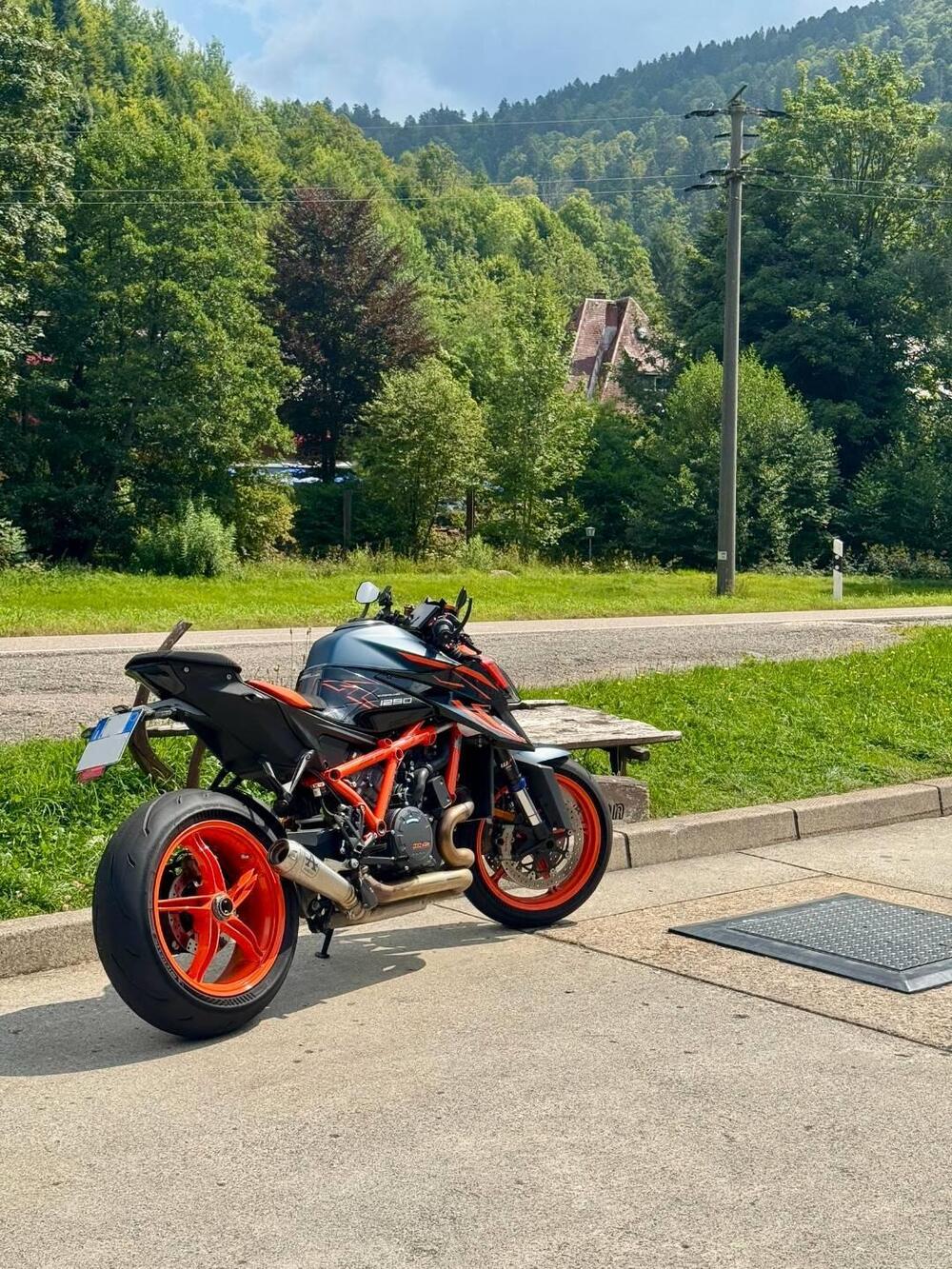 KTM 1290 Super Duke R EVO (2022 - 23) (3)