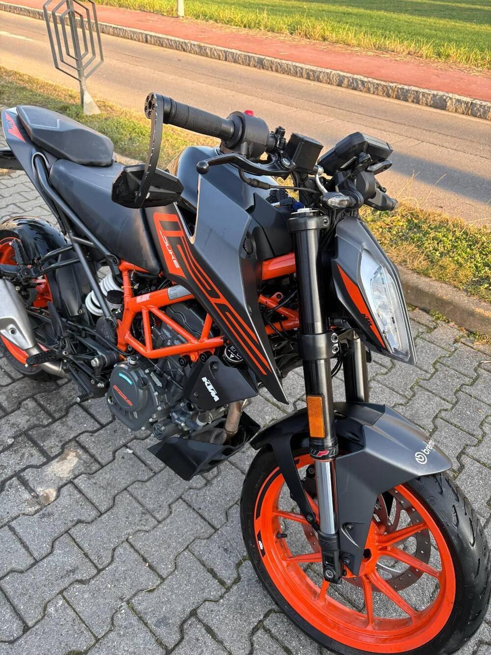 KTM 125 Duke (2021 - 23) (6)