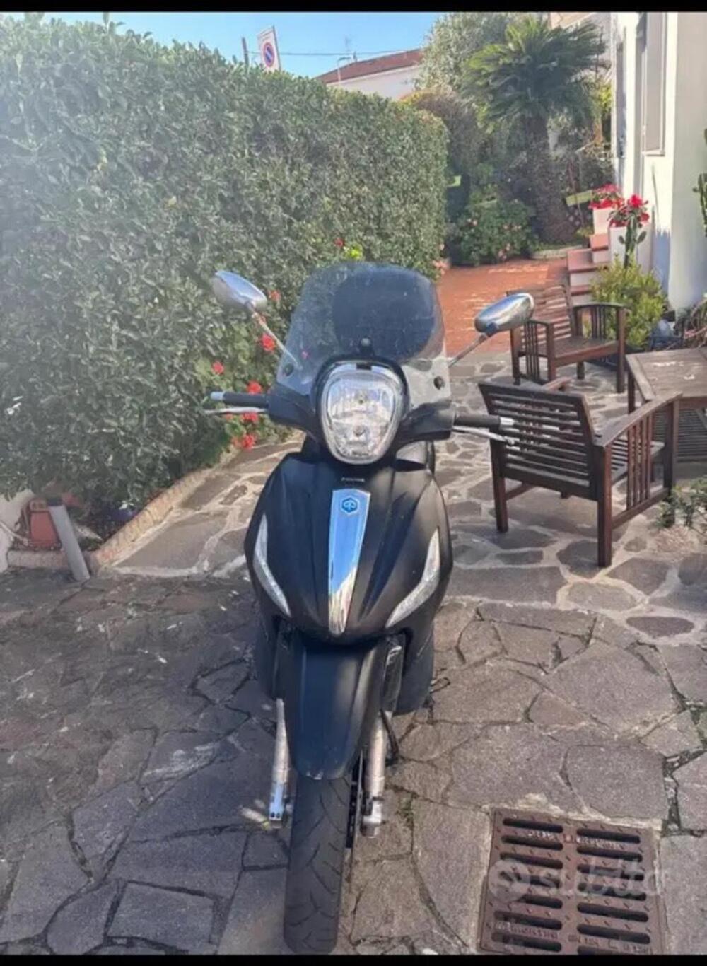 Piaggio Beverly 350 Police ABS-ASR (2018 - 20)