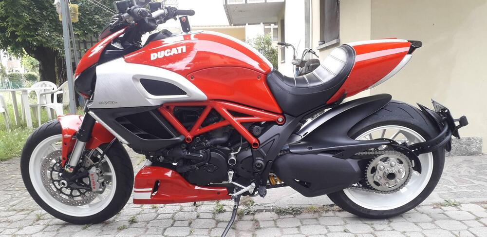 Ducati Diavel 1200 (2014 - 16)