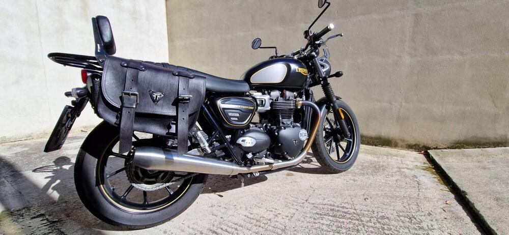 Triumph Street Twin 900 (2021 - 22) (2)