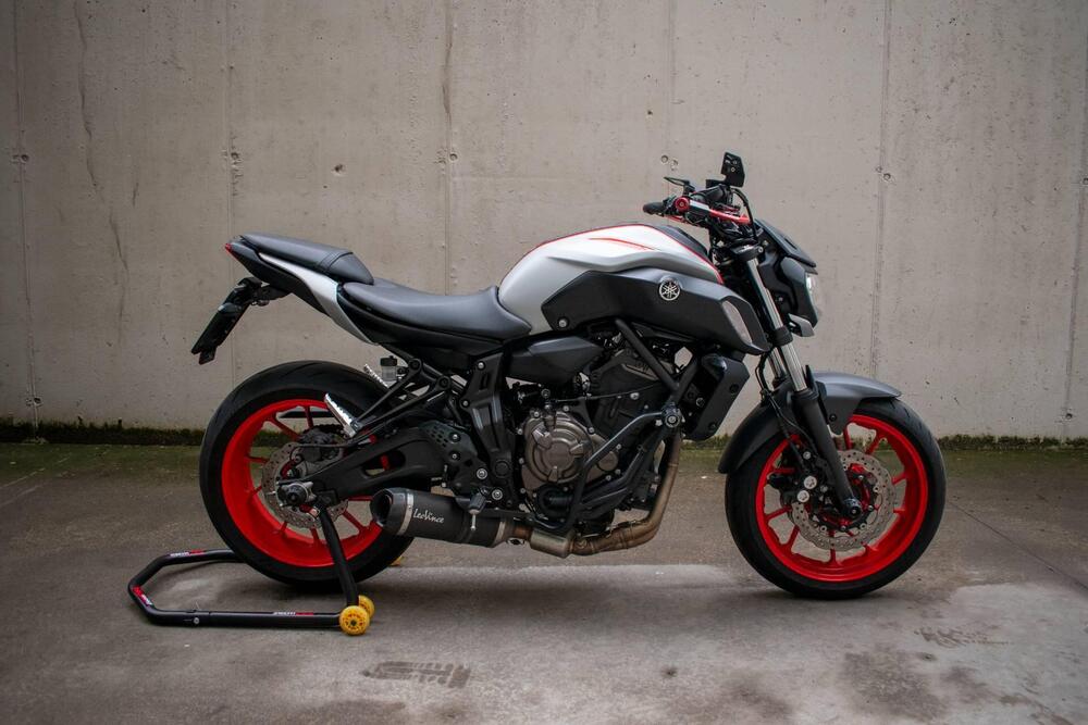 Yamaha MT-07 (2018 - 20) (2)