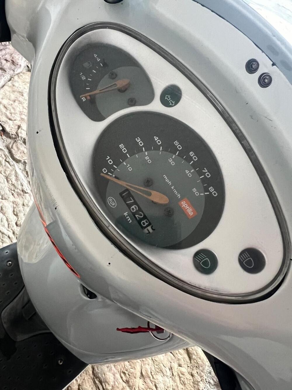 Aprilia Scarabeo 50 (2004 - 06) (7)