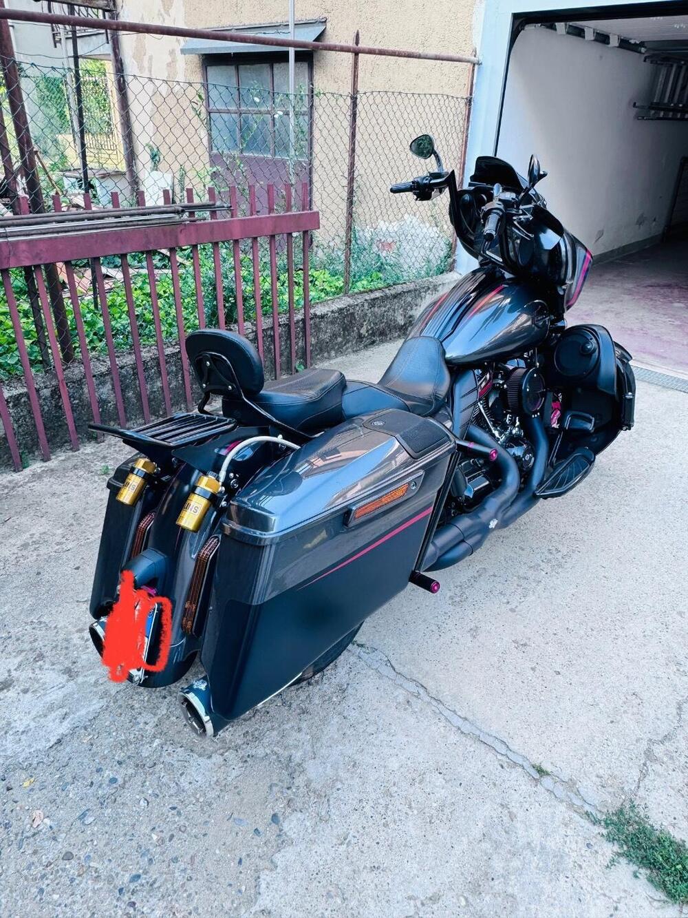 Harley-Davidson 117 Street Glide (2018 - 20) - FLHXSE (4)