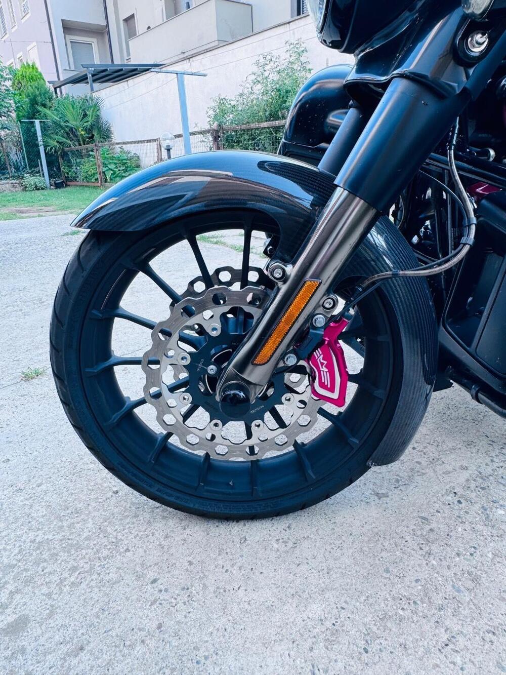 Harley-Davidson 117 Street Glide (2018 - 20) - FLHXSE (8)